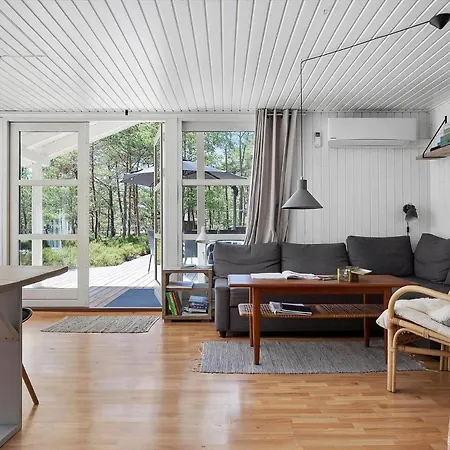 Semesterbostad 2661-nexo-egernvej-14 Neksø
